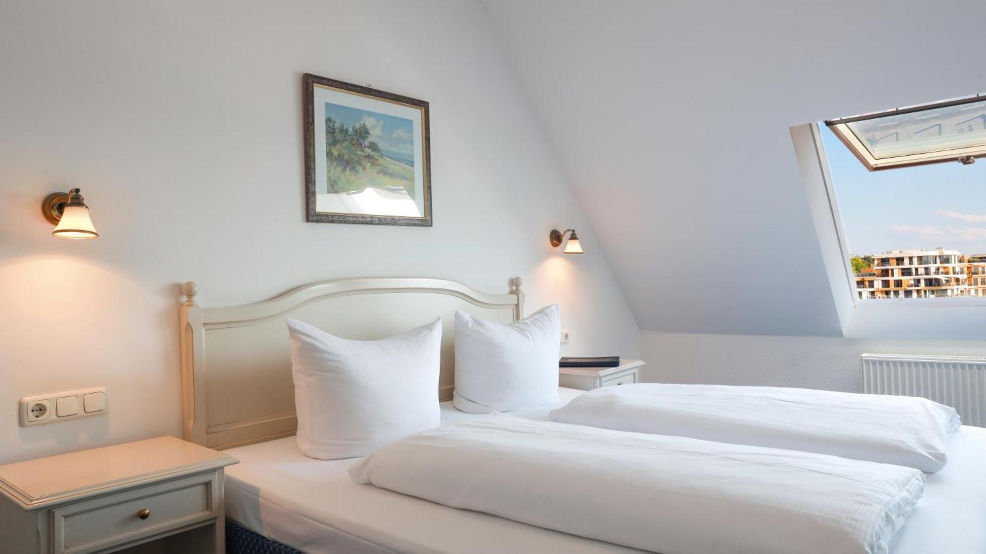 Hotel Am Yachthafen Waren  Dış mekan fotoğraf