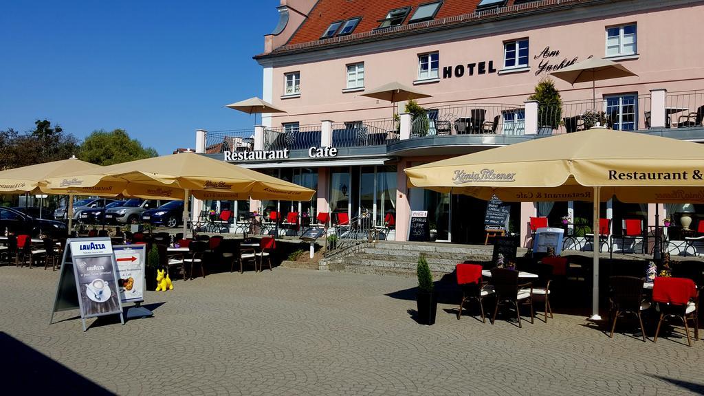 Hotel Am Yachthafen Waren  Dış mekan fotoğraf